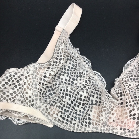 36C M Victoria's Secret Scoop Bra V-String Set - Picture 3 of 8